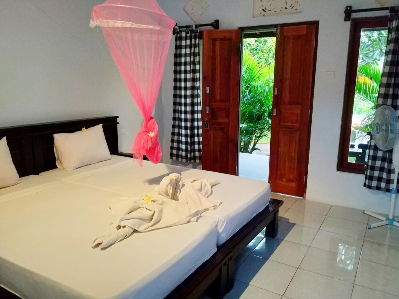 Angga Guest House Пемутеран Экстерьер фото
