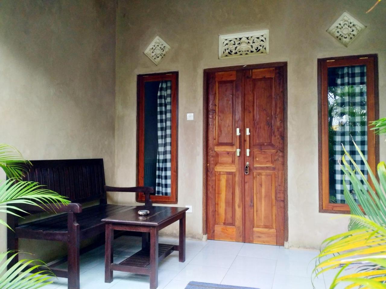 Angga Guest House Пемутеран Экстерьер фото